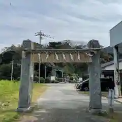 鎮懐石八幡宮の建物その他