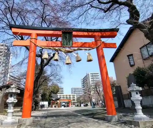 榴岡天満宮の{uncategorized: "未分類", other: "その他", undefined: "問題あり", building: "その他建物", grave: "お墓", sacred_gate: "鳥居", guardian: "狛犬", statue: "像", buddha: "仏像", history: "歴史", nature: "自然", garden: "庭園", animal: "動物", pagoda: "塔", temizu: "手水舎", mountain_gate: "山門・神門", sanctuary: "本殿・本堂", subordinate: "末社・摂社", art: "芸術", scenery: "景色", jizo: "地蔵", ema: "絵馬", goshuin: "御朱印", omikuji: "おみくじ", items: "授与品その他", amulet: "お守り", goshuincho: "御朱印帳", eats: "食事", festival: "お祭り", votive_dance: "神楽", shichigosan: "七五三参", wedding: "結婚式", experience: "体験その他", initially: "初詣", around: "周辺", anti_infection: "感染症対策"}