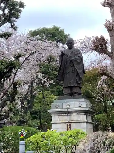 法華経寺の像