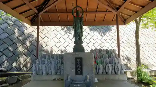 宝泉寺の地蔵