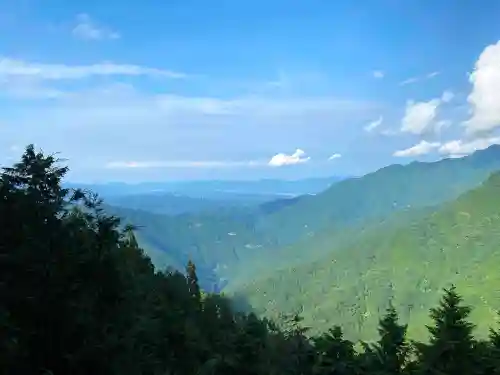 三峯神社の景色