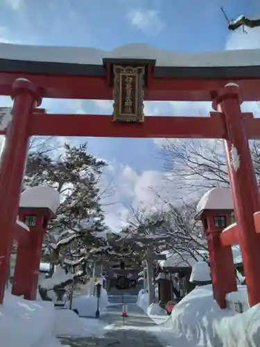 彌彦神社　(伊夜日子神社)の鳥居