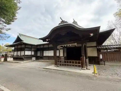 静岡浅間神社の{uncategorized: "未分類", other: "その他", undefined: "問題あり", building: "その他建物", grave: "お墓", sacred_gate: "鳥居", guardian: "狛犬", statue: "像", buddha: "仏像", history: "歴史", nature: "自然", garden: "庭園", animal: "動物", pagoda: "塔", temizu: "手水舎", mountain_gate: "山門・神門", sanctuary: "本殿・本堂", subordinate: "末社・摂社", art: "芸術", scenery: "景色", jizo: "地蔵", ema: "絵馬", goshuin: "御朱印", omikuji: "おみくじ", items: "授与品その他", amulet: "お守り", goshuincho: "御朱印帳", eats: "食事", festival: "お祭り", votive_dance: "神楽", shichigosan: "七五三参", wedding: "結婚式", experience: "体験その他", initially: "初詣", around: "周辺", anti_infection: "感染症対策"}