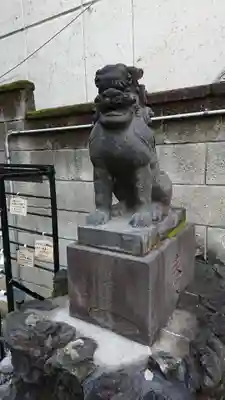 末廣神社の狛犬