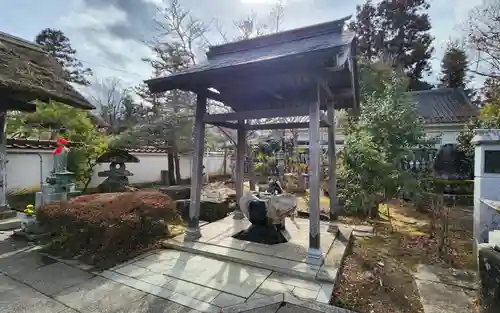 龍宝寺の手水舎