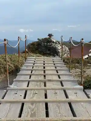 劔山本宮宝蔵石神社(徳島県)