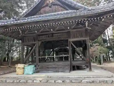 白鳥神社の{uncategorized: "未分類", other: "その他", undefined: "問題あり", building: "その他建物", grave: "お墓", sacred_gate: "鳥居", guardian: "狛犬", statue: "像", buddha: "仏像", history: "歴史", nature: "自然", garden: "庭園", animal: "動物", pagoda: "塔", temizu: "手水舎", mountain_gate: "山門・神門", sanctuary: "本殿・本堂", subordinate: "末社・摂社", art: "芸術", scenery: "景色", jizo: "地蔵", ema: "絵馬", goshuin: "御朱印", omikuji: "おみくじ", items: "授与品その他", amulet: "お守り", goshuincho: "御朱印帳", eats: "食事", festival: "お祭り", votive_dance: "神楽", shichigosan: "七五三参", wedding: "結婚式", experience: "体験その他", initially: "初詣", around: "周辺", anti_infection: "感染症対策"}