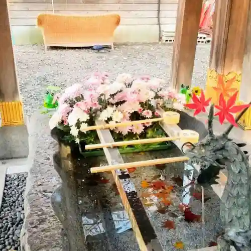 彌彦神社　(伊夜日子神社)の手水舎