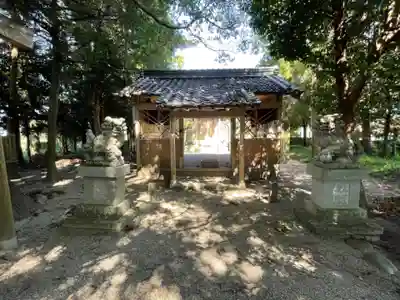 大国玉神社の山門・神門
