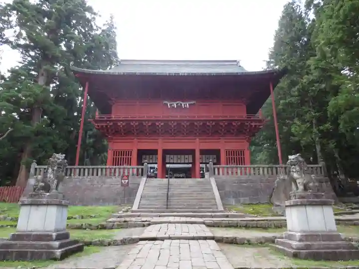 岩木山神社の山門・神門