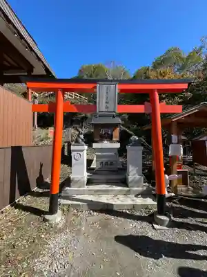 うさぎ神社(山梨県)