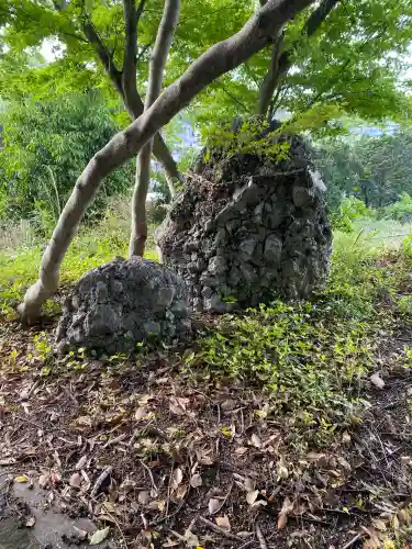 玉井宮東照宮の{uncategorized: "未分類", other: "その他", undefined: "問題あり", building: "その他建物", grave: "お墓", sacred_gate: "鳥居", guardian: "狛犬", statue: "像", buddha: "仏像", history: "歴史", nature: "自然", garden: "庭園", animal: "動物", pagoda: "塔", temizu: "手水舎", mountain_gate: "山門・神門", sanctuary: "本殿・本堂", subordinate: "末社・摂社", art: "芸術", scenery: "景色", jizo: "地蔵", ema: "絵馬", goshuin: "御朱印", omikuji: "おみくじ", items: "授与品その他", amulet: "お守り", goshuincho: "御朱印帳", eats: "食事", festival: "お祭り", votive_dance: "神楽", shichigosan: "七五三参", wedding: "結婚式", experience: "体験その他", initially: "初詣", around: "周辺", anti_infection: "感染症対策"}