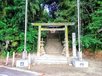 七社神社（半月七社神社）の鳥居
