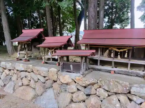 諸鑺神社（諸鍬神社）の末社・摂社