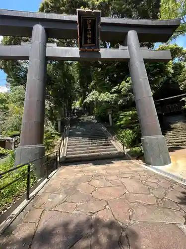 伊豆山神社の鳥居