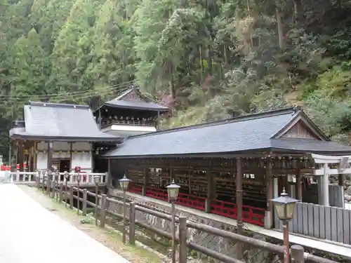 脳天大神龍王院の本殿