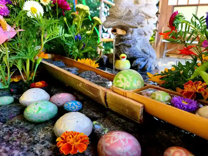 滑川神社 - 仕事と子どもの守り神の手水舎