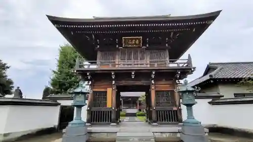 東陽寺の山門