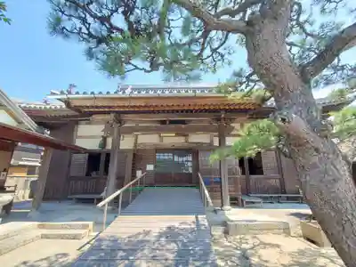 三光院跡の本殿・本堂