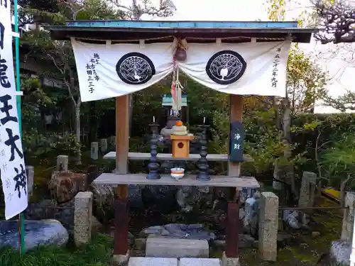 せんき薬師（西福院）の末社・摂社