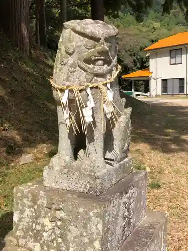 坂本八幡神社の狛犬