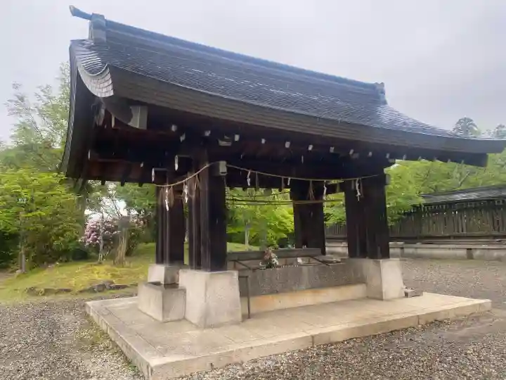 吉野神宮の{uncategorized: "未分類", other: "その他", undefined: "問題あり", building: "その他建物", grave: "お墓", sacred_gate: "鳥居", guardian: "狛犬", statue: "像", buddha: "仏像", history: "歴史", nature: "自然", garden: "庭園", animal: "動物", pagoda: "塔", temizu: "手水舎", mountain_gate: "山門・神門", sanctuary: "本殿・本堂", subordinate: "末社・摂社", art: "芸術", scenery: "景色", jizo: "地蔵", ema: "絵馬", goshuin: "御朱印", omikuji: "おみくじ", items: "授与品その他", amulet: "お守り", goshuincho: "御朱印帳", eats: "食事", festival: "お祭り", votive_dance: "神楽", shichigosan: "七五三参", wedding: "結婚式", experience: "体験その他", initially: "初詣", around: "周辺", anti_infection: "感染症対策"}