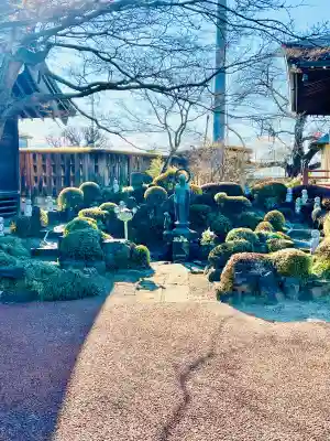 長安寺の{uncategorized: "未分類", other: "その他", undefined: "問題あり", building: "その他建物", grave: "お墓", sacred_gate: "鳥居", guardian: "狛犬", statue: "像", buddha: "仏像", history: "歴史", nature: "自然", garden: "庭園", animal: "動物", pagoda: "塔", temizu: "手水舎", mountain_gate: "山門・神門", sanctuary: "本殿・本堂", subordinate: "末社・摂社", art: "芸術", scenery: "景色", jizo: "地蔵", ema: "絵馬", goshuin: "御朱印", omikuji: "おみくじ", items: "授与品その他", amulet: "お守り", goshuincho: "御朱印帳", eats: "食事", festival: "お祭り", votive_dance: "神楽", shichigosan: "七五三参", wedding: "結婚式", experience: "体験その他", initially: "初詣", around: "周辺", anti_infection: "感染症対策"}