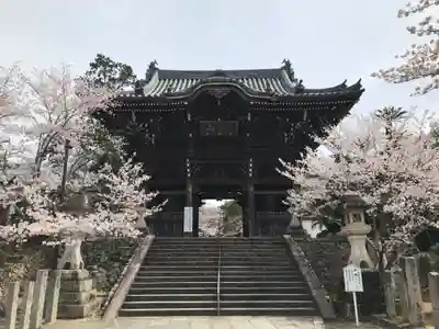 粉河寺の山門・神門
