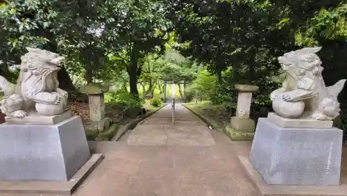 玉山神社の{uncategorized: "未分類", other: "その他", undefined: "問題あり", building: "その他建物", grave: "お墓", sacred_gate: "鳥居", guardian: "狛犬", statue: "像", buddha: "仏像", history: "歴史", nature: "自然", garden: "庭園", animal: "動物", pagoda: "塔", temizu: "手水舎", mountain_gate: "山門・神門", sanctuary: "本殿・本堂", subordinate: "末社・摂社", art: "芸術", scenery: "景色", jizo: "地蔵", ema: "絵馬", goshuin: "御朱印", omikuji: "おみくじ", items: "授与品その他", amulet: "お守り", goshuincho: "御朱印帳", eats: "食事", festival: "お祭り", votive_dance: "神楽", shichigosan: "七五三参", wedding: "結婚式", experience: "体験その他", initially: "初詣", around: "周辺", anti_infection: "感染症対策"}