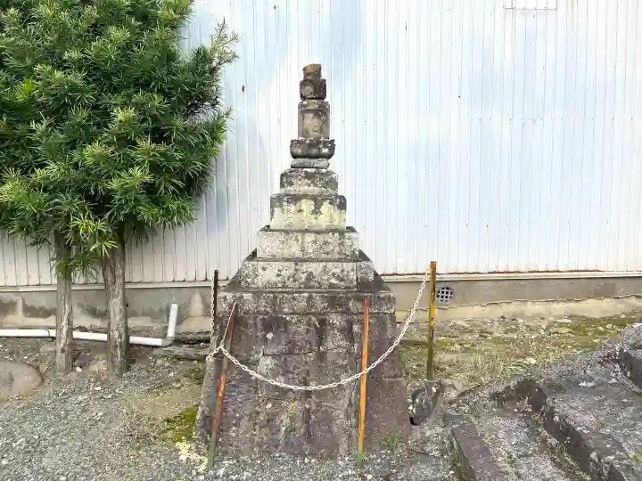 正徳寺の{uncategorized: "未分類", other: "その他", undefined: "問題あり", building: "その他建物", grave: "お墓", sacred_gate: "鳥居", guardian: "狛犬", statue: "像", buddha: "仏像", history: "歴史", nature: "自然", garden: "庭園", animal: "動物", pagoda: "塔", temizu: "手水舎", mountain_gate: "山門・神門", sanctuary: "本殿・本堂", subordinate: "末社・摂社", art: "芸術", scenery: "景色", jizo: "地蔵", ema: "絵馬", goshuin: "御朱印", omikuji: "おみくじ", items: "授与品その他", amulet: "お守り", goshuincho: "御朱印帳", eats: "食事", festival: "お祭り", votive_dance: "神楽", shichigosan: "七五三参", wedding: "結婚式", experience: "体験その他", initially: "初詣", around: "周辺", anti_infection: "感染症対策"}