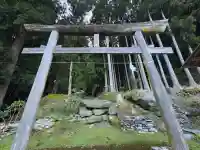 粟島大明神の鳥居