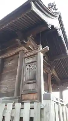 旧信濃神社の本殿・本堂