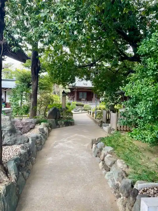 法真寺の{uncategorized: "未分類", other: "その他", undefined: "問題あり", building: "その他建物", grave: "お墓", sacred_gate: "鳥居", guardian: "狛犬", statue: "像", buddha: "仏像", history: "歴史", nature: "自然", garden: "庭園", animal: "動物", pagoda: "塔", temizu: "手水舎", mountain_gate: "山門・神門", sanctuary: "本殿・本堂", subordinate: "末社・摂社", art: "芸術", scenery: "景色", jizo: "地蔵", ema: "絵馬", goshuin: "御朱印", omikuji: "おみくじ", items: "授与品その他", amulet: "お守り", goshuincho: "御朱印帳", eats: "食事", festival: "お祭り", votive_dance: "神楽", shichigosan: "七五三参", wedding: "結婚式", experience: "体験その他", initially: "初詣", around: "周辺", anti_infection: "感染症対策"}