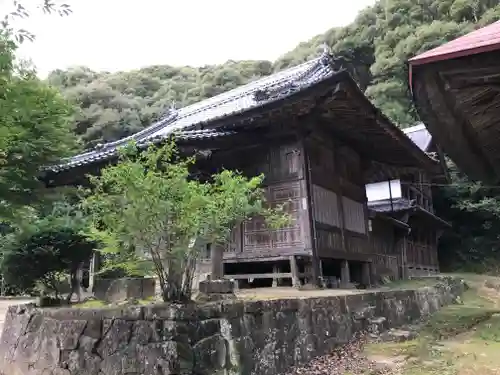 龍光寺の末社