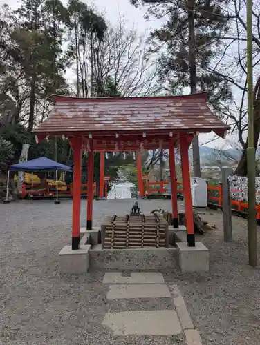 櫟谷宗像神社（松尾大社摂社）(京都府)