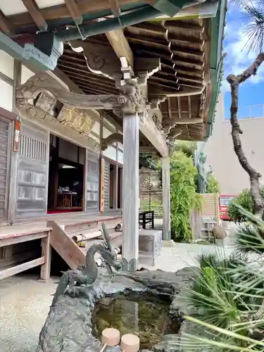 満福寺の本殿・本堂