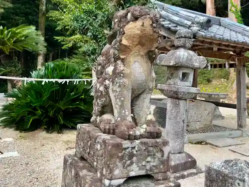 高祖神社の狛犬