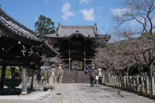 粉河寺の山門