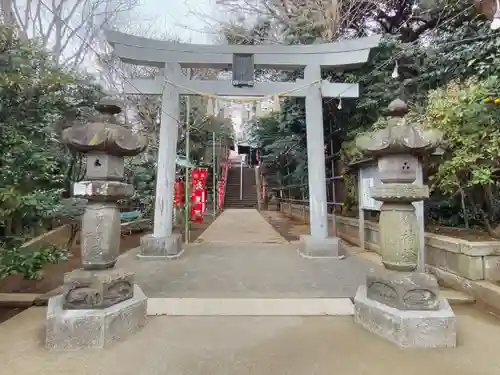 諏訪神社の鳥居