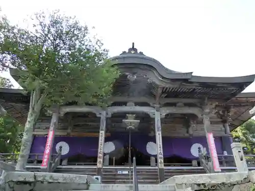 成相寺の本殿・本堂