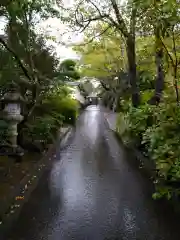 佛母寺の建物その他