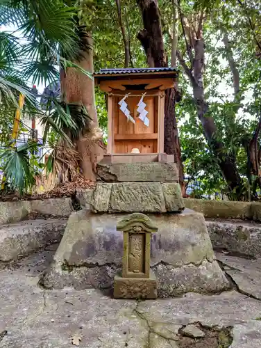 畑子安神社の末社