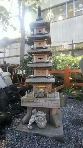 敷島神社の塔