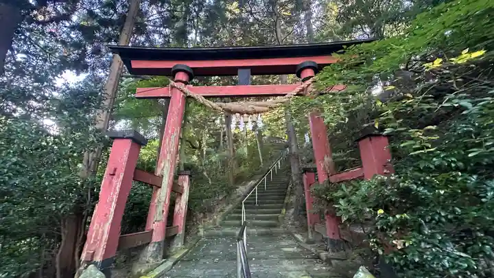 西奈弥羽黒神社(新潟県)