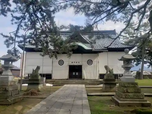  松阜神社の本殿・本堂