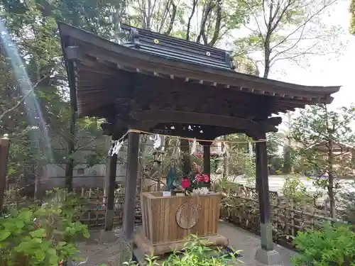 産千代稲荷神社の手水舎