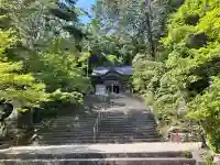 仁比山神社の{uncategorized: "未分類", other: "その他", undefined: "問題あり", building: "その他建物", grave: "お墓", sacred_gate: "鳥居", guardian: "狛犬", statue: "像", buddha: "仏像", history: "歴史", nature: "自然", garden: "庭園", animal: "動物", pagoda: "塔", temizu: "手水舎", mountain_gate: "山門・神門", sanctuary: "本殿・本堂", subordinate: "末社・摂社", art: "芸術", scenery: "景色", jizo: "地蔵", ema: "絵馬", goshuin: "御朱印", omikuji: "おみくじ", items: "授与品その他", amulet: "お守り", goshuincho: "御朱印帳", eats: "食事", festival: "お祭り", votive_dance: "神楽", shichigosan: "七五三参", wedding: "結婚式", experience: "体験その他", initially: "初詣", around: "周辺", anti_infection: "感染症対策"}