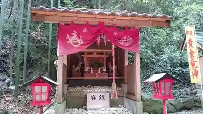 花窟神社の末社・摂社