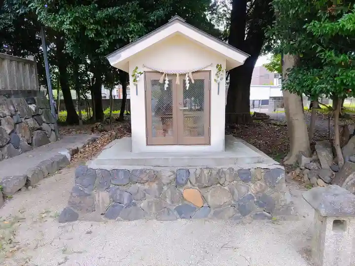 神明社(堀ノ内町)の末社・摂社