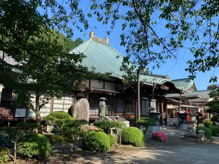 東雲寺の本殿・本堂